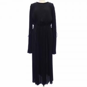 バレンシアガ BALENCIAGA 704424 ワンピース