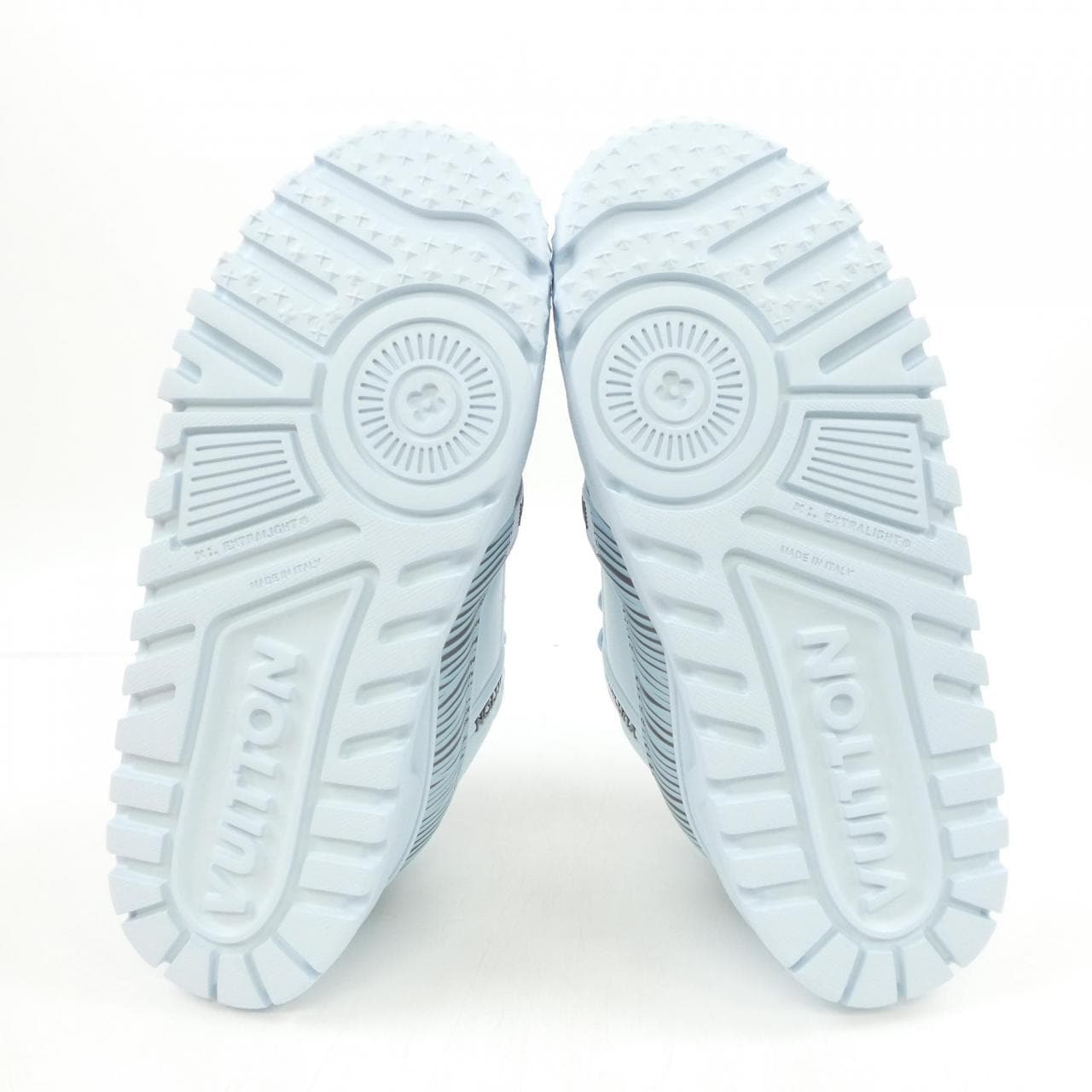 ルイヴィトン LOUIS VUITTON LVトレイナーマキシ スニーカー