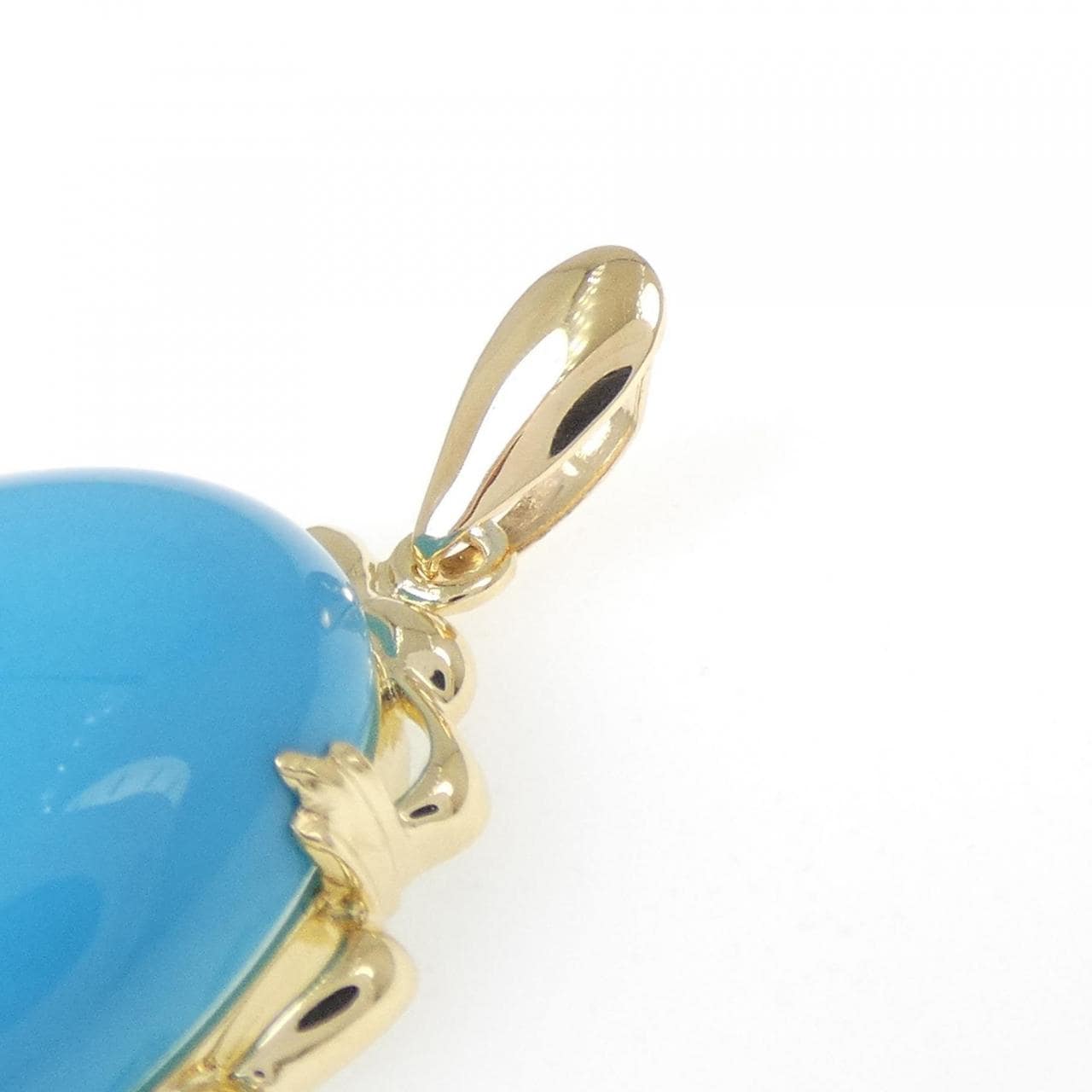 K18YG ターコイズ ペンダント 20.36CT