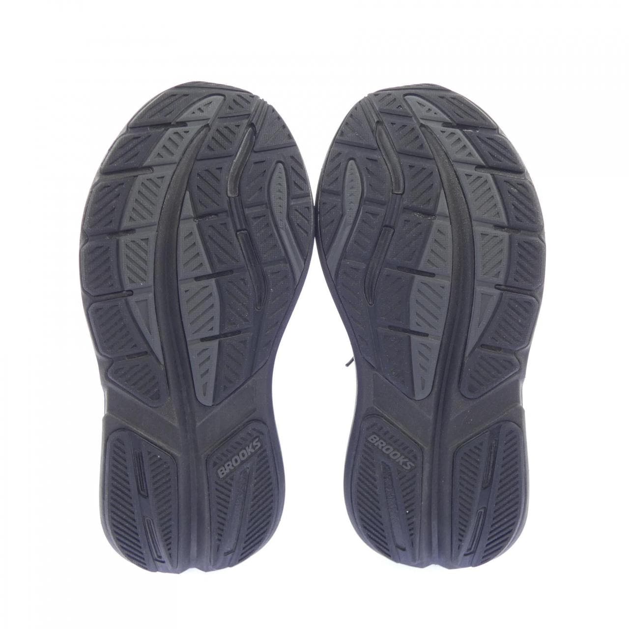 BROOKS 1204571B020 スニーカー