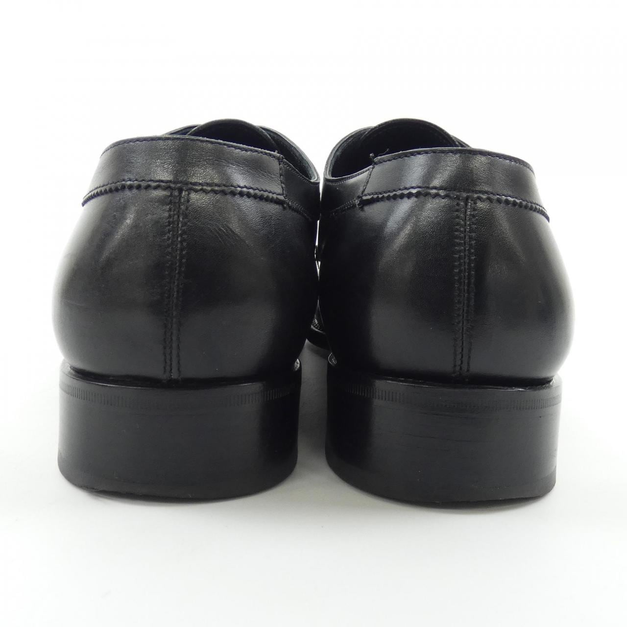 萨尔瓦多·菲拉格慕 (SALVATORE FERRAGAMO) 鞋履