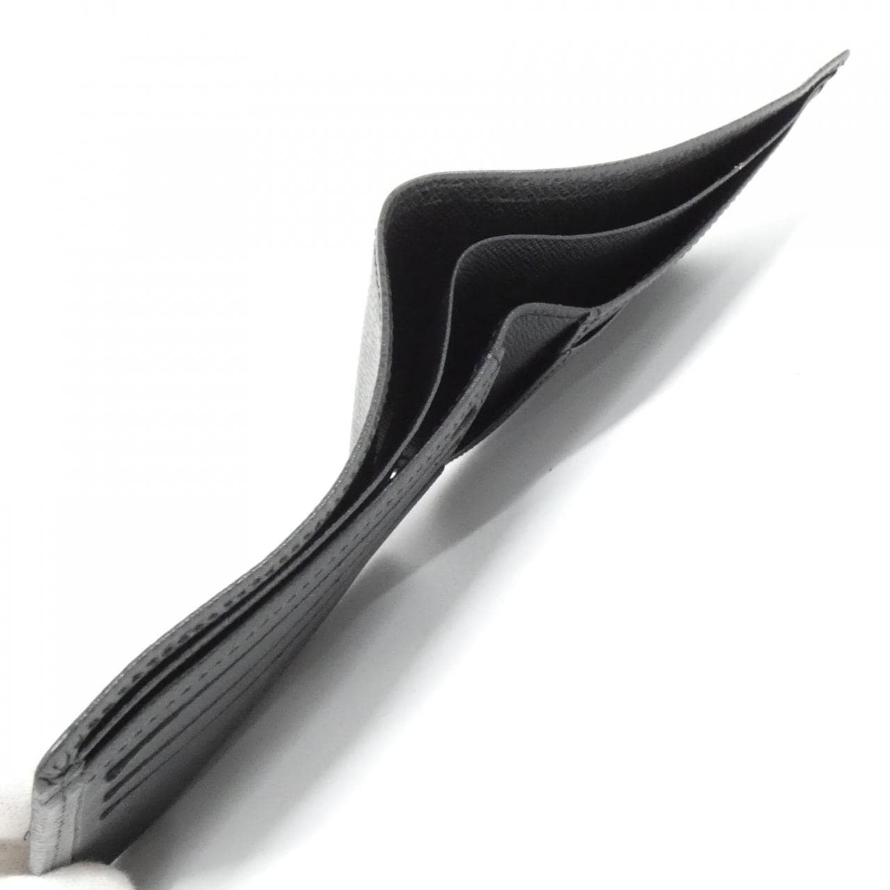 ルイヴィトン タイガ ポルトフォイユ ミュルティプル M30952 札入れ