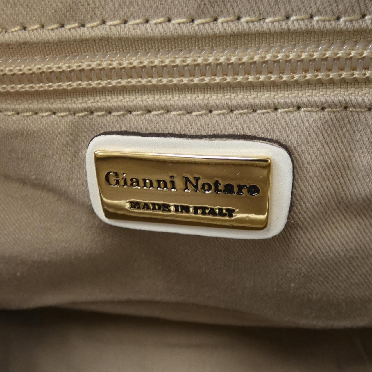 ジャンニノターロ GIANNI NOTARO BAG