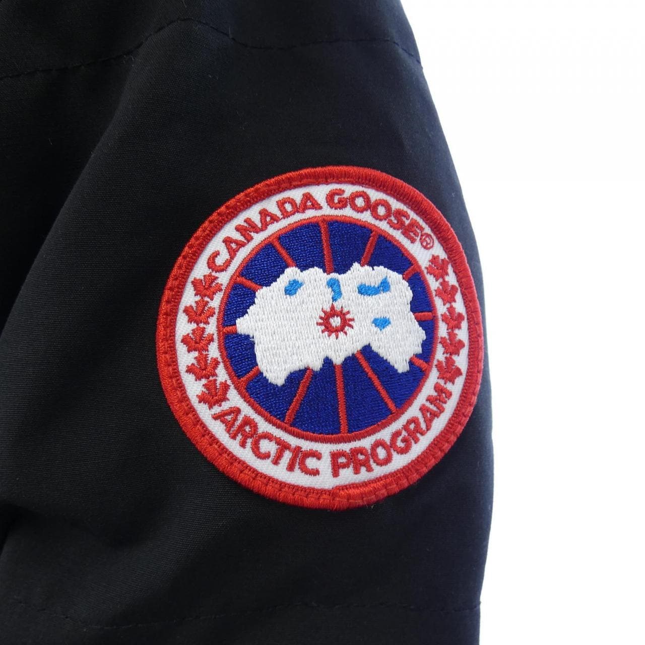 カナダグース CANADA GOOSE ダウンジャケット