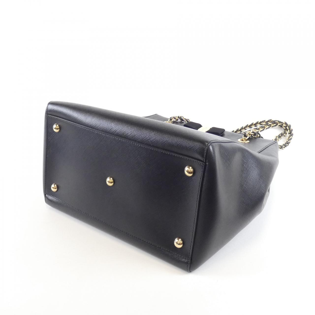 SALVATORE FERRAGAMO 21 F019 Shoulder Bag