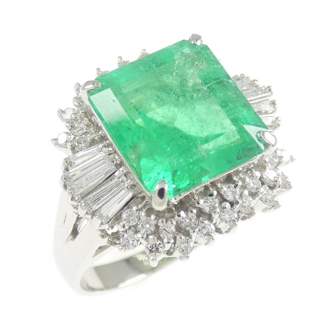 PT900 エメラルド リング 3.81CT