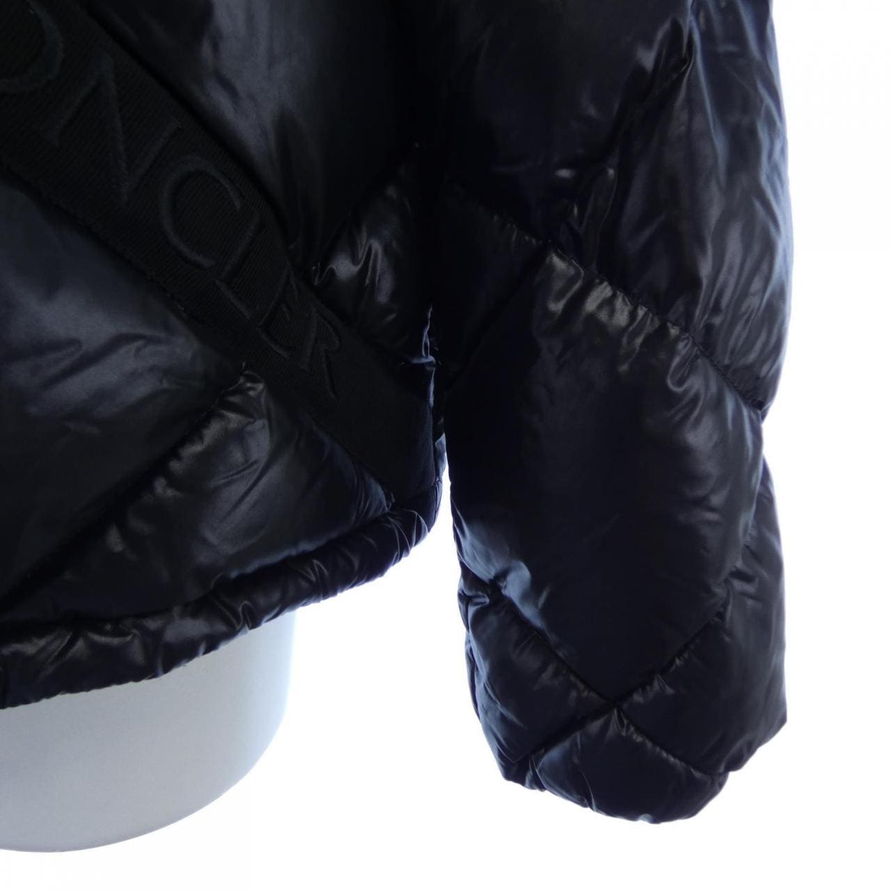 モンクレール MONCLER EGILOPE ダウンジャケット