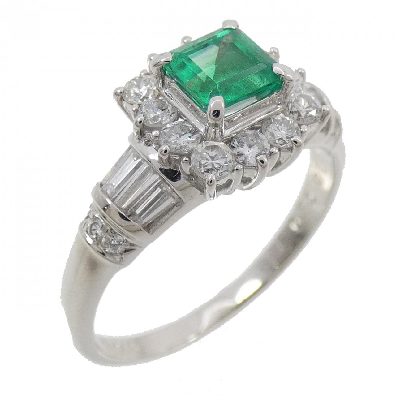 PT900 Emerald Ring 0.50CT