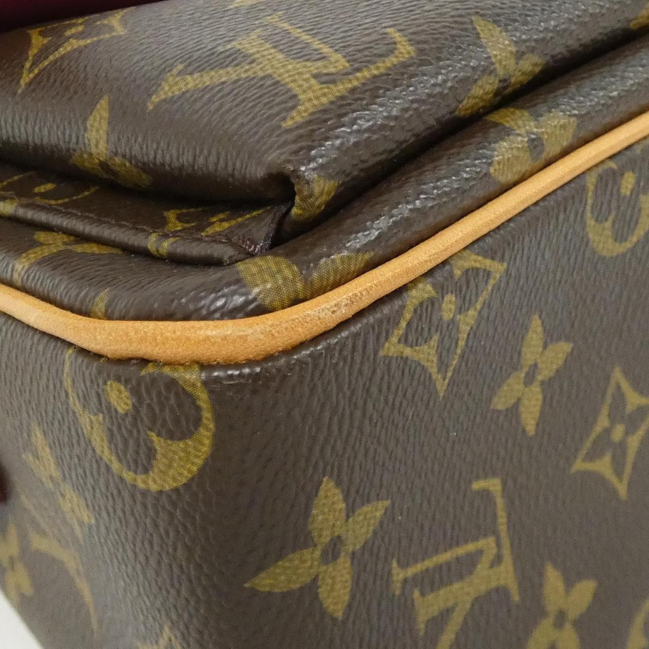 ルイヴィトン モノグラム ヴィバ シテ MM M51164 ショルダーバッグ