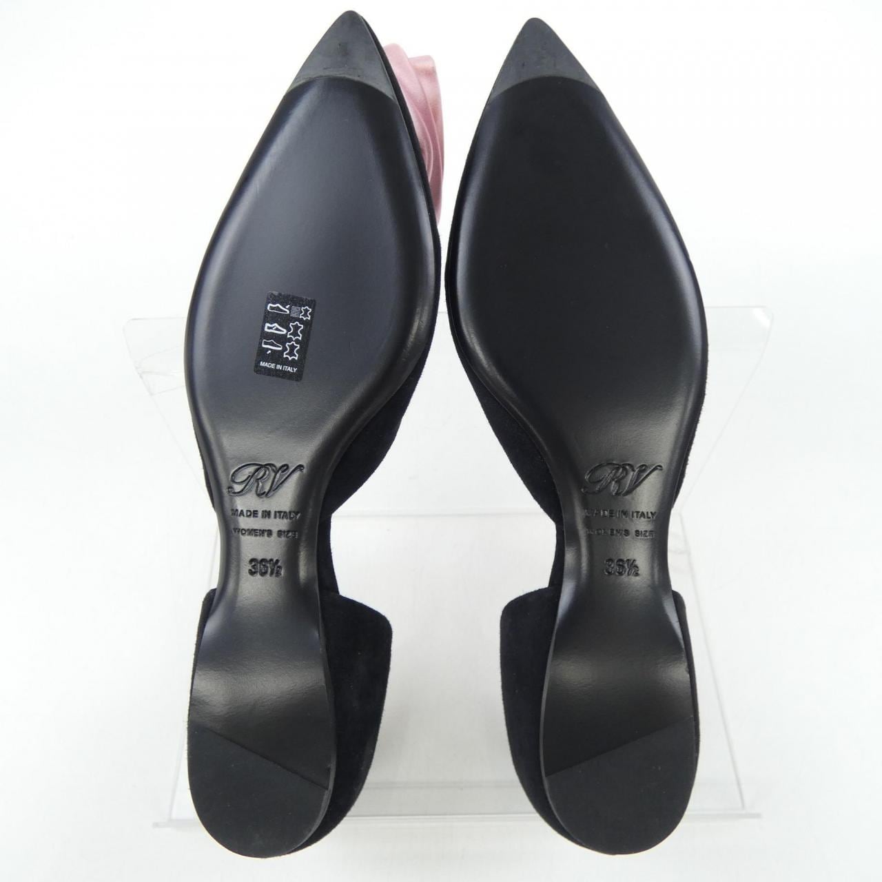 ロジェヴィヴィエ ROGER VIVIER パンプス