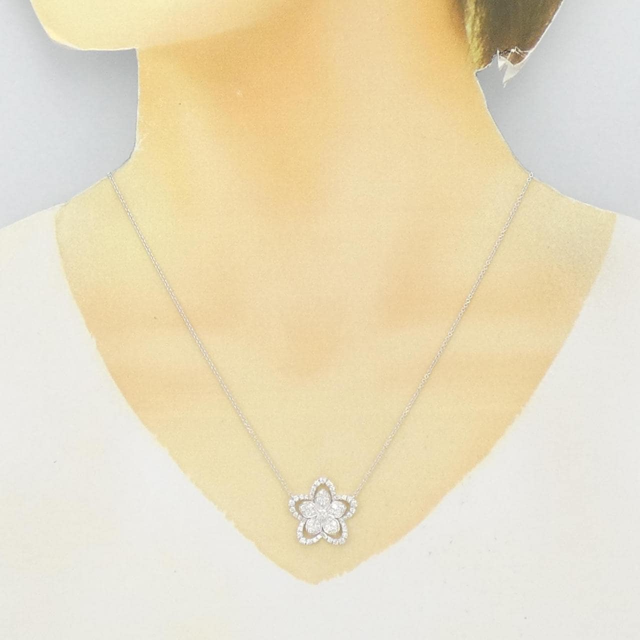 Graff Wildflowers Large Necklace
