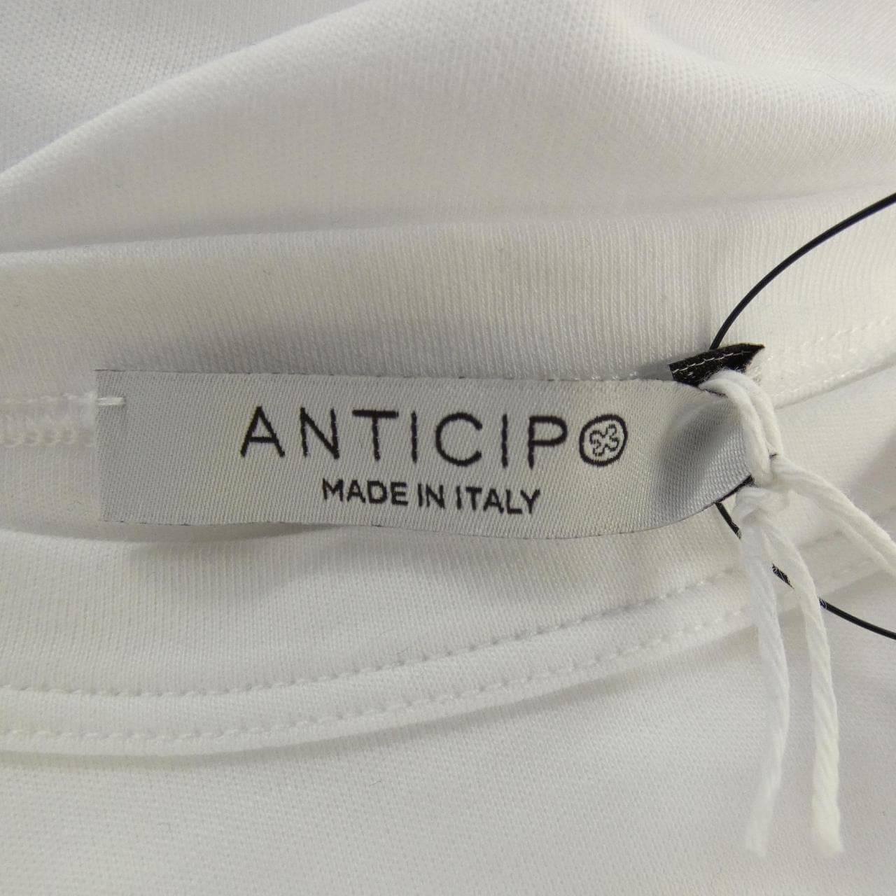 アンティーチポ ANTICIPO Tシャツ