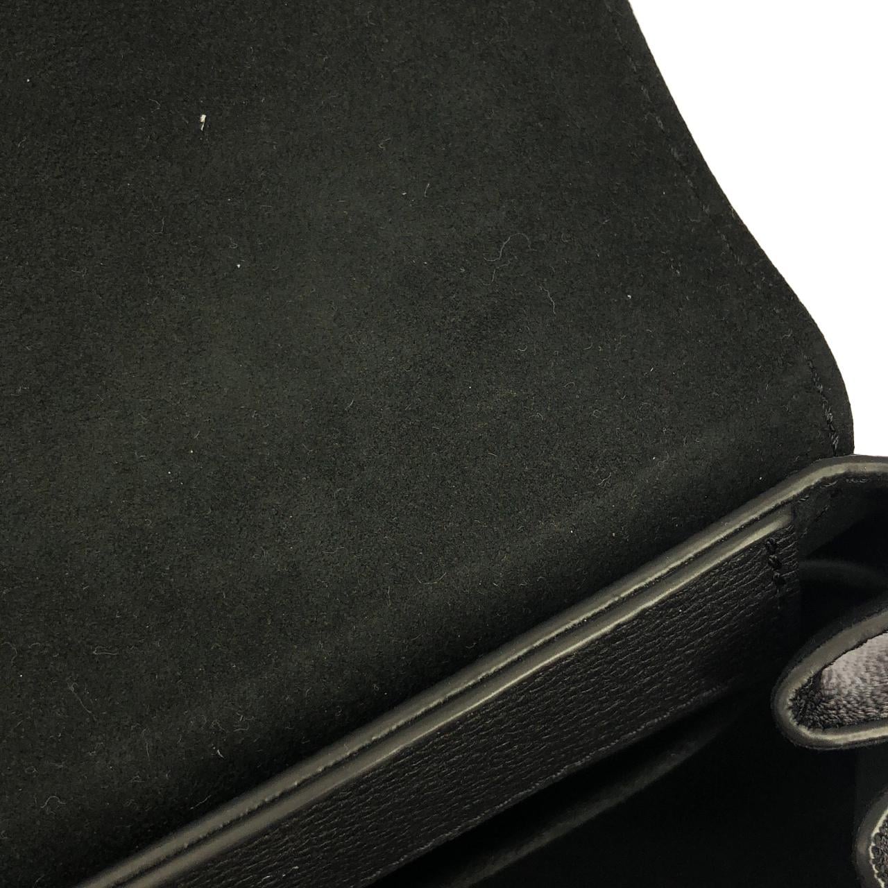 ルイヴィトン ロックミー エヴァー MINI M20997 バッグ