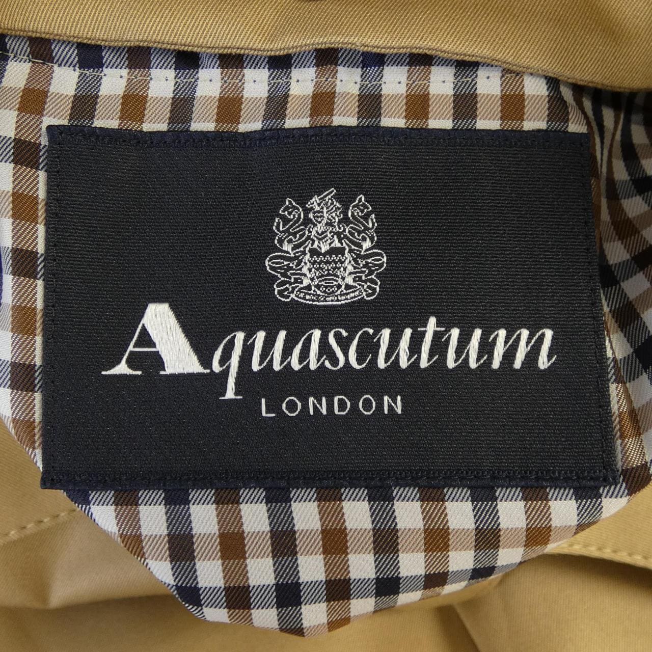 アクアスキュータム Aquascutum トレンチコート