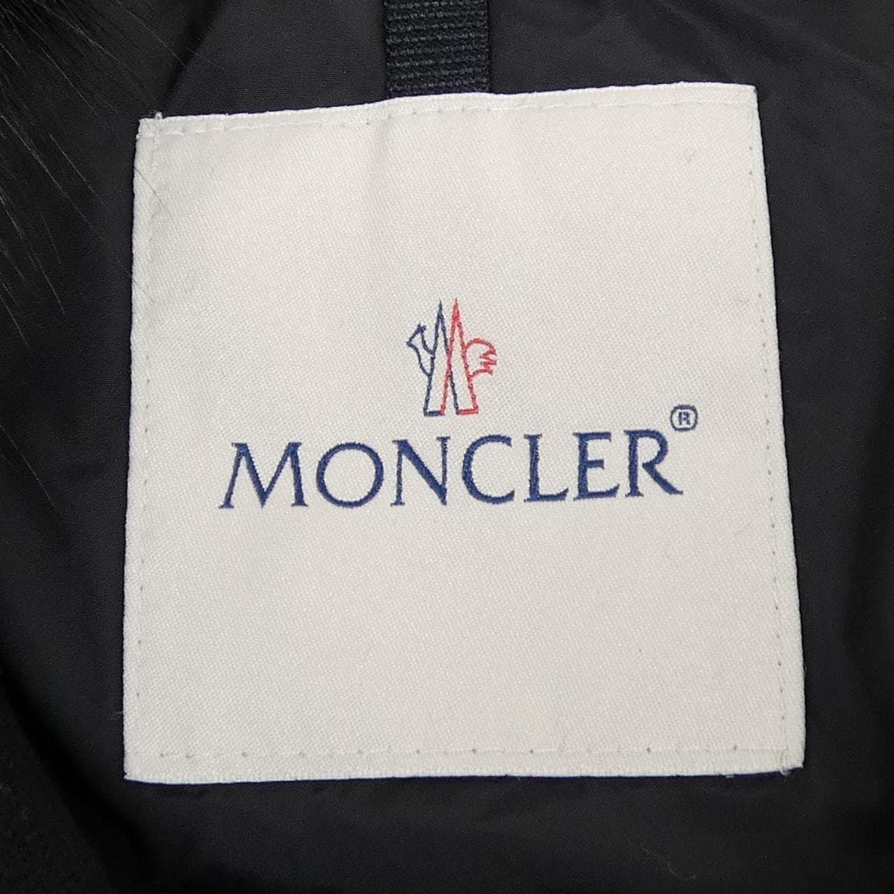 モンクレール MONCLER CHENONCEAU ダウンジャケット