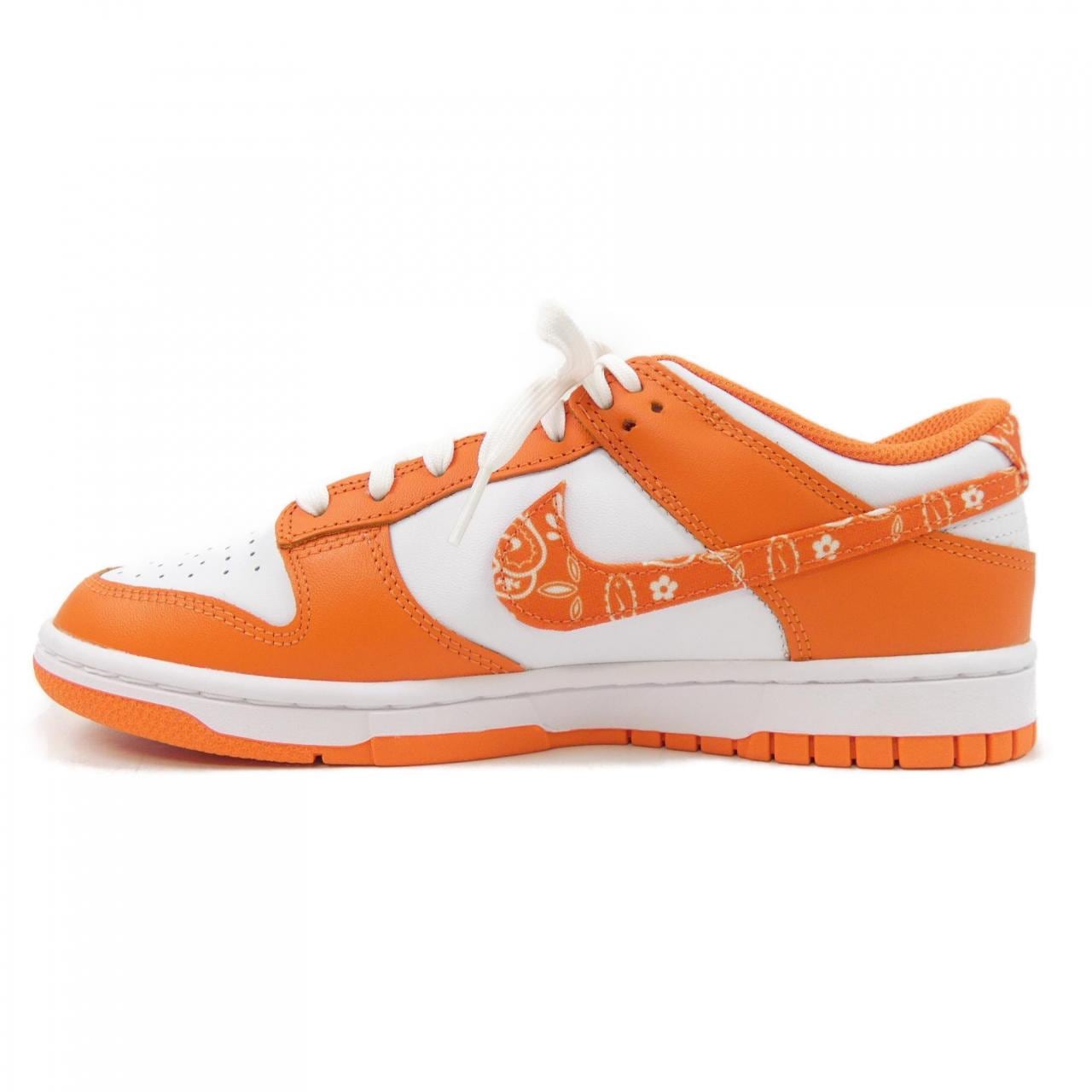 ナイキ NIKE スニーカー