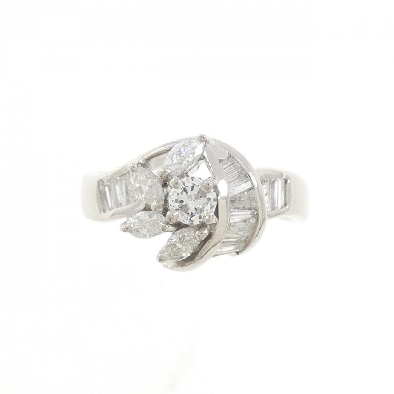 PT900 ダイヤモンド リング 0.68CT