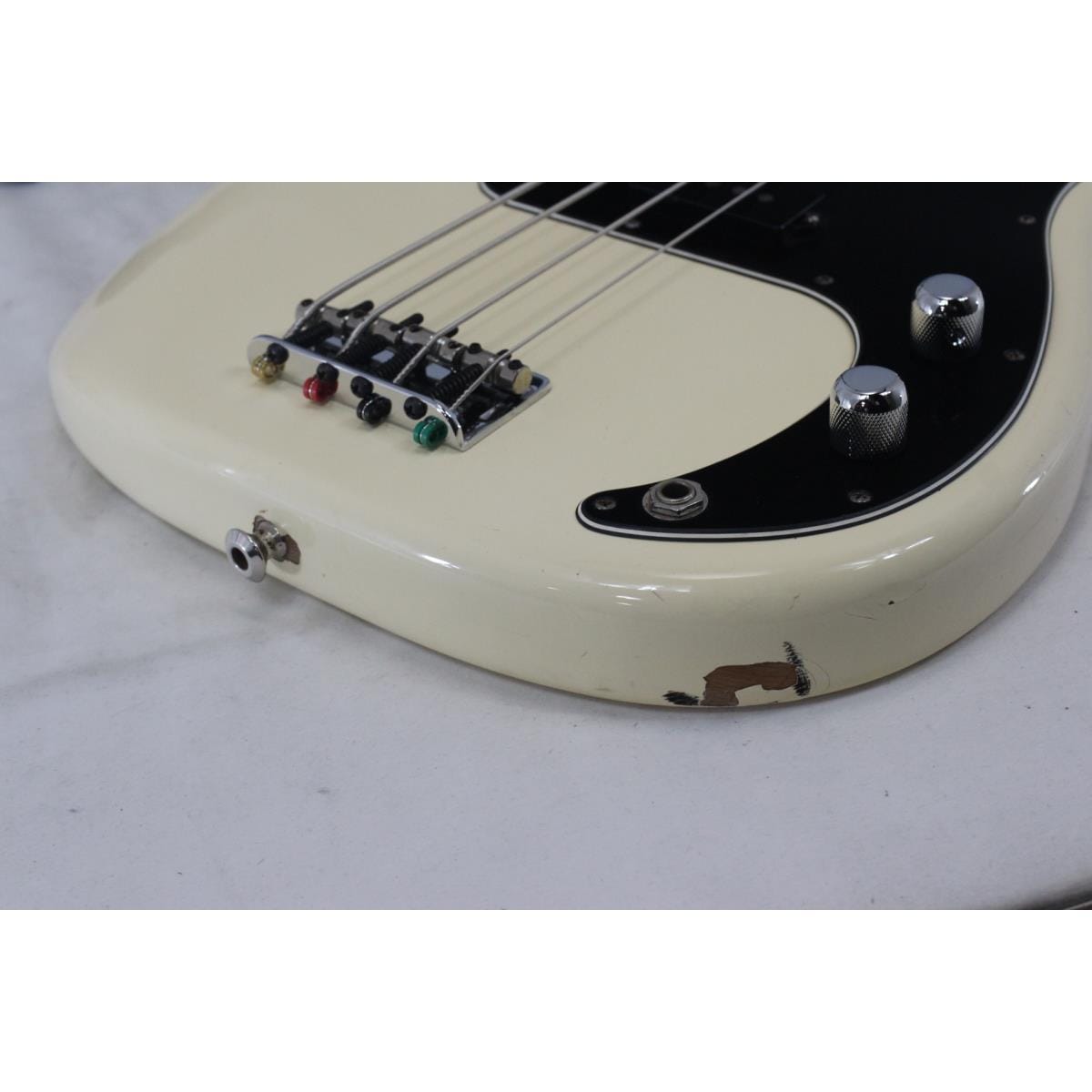 FENDER FSR 70S PRECISION BASS