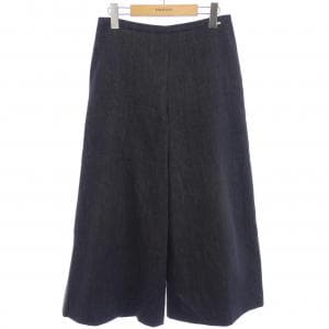 フォクシーニューヨーク FOXEY NEW YORK 37027 ジーンズ