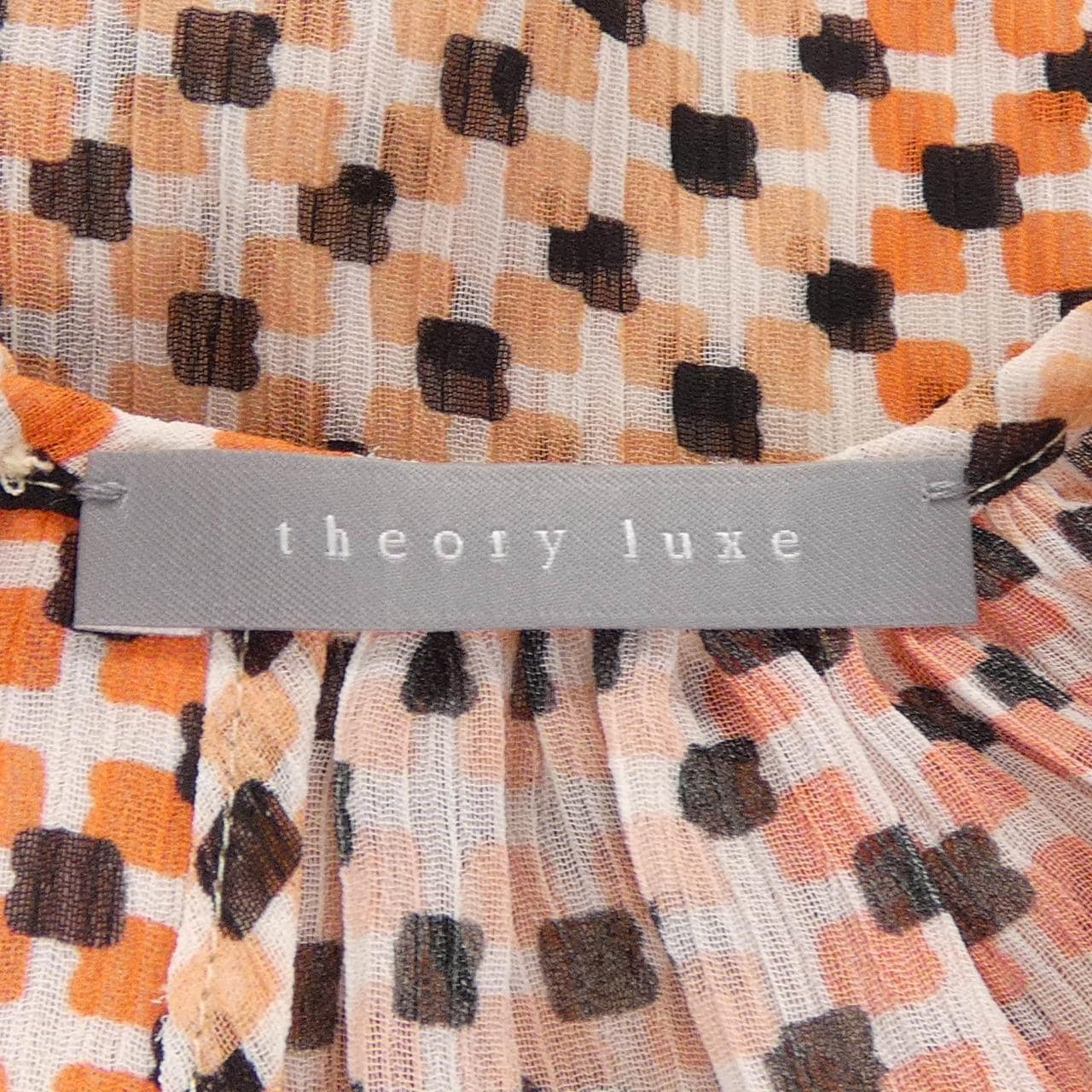 セオリーリュクス Theory luxe トップス