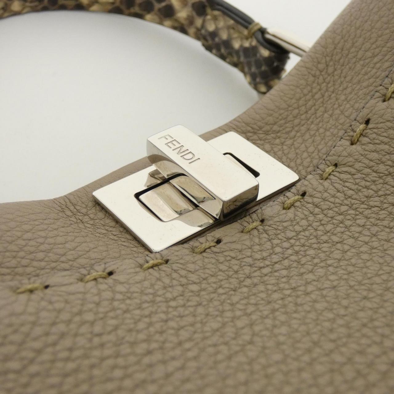 FENDI SELLERIA Peekaboo 迷你 8BN244 N8K 包
