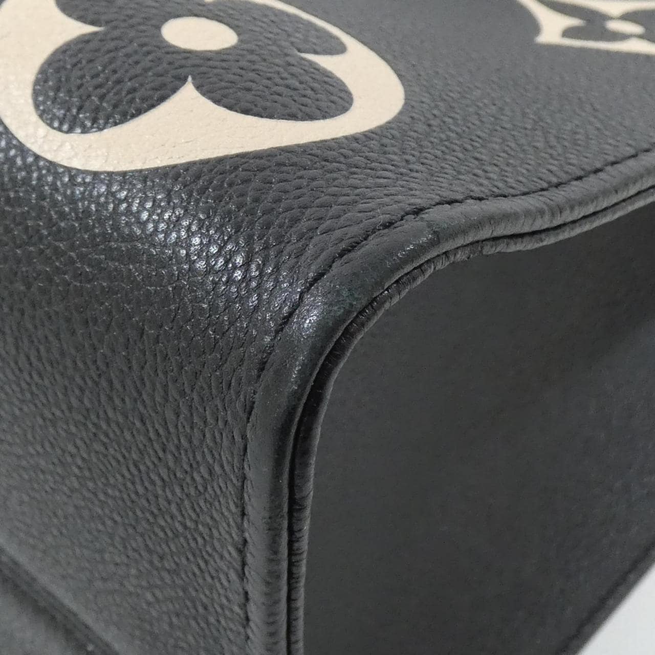 ルイヴィトン バイカラー モノグラム アンプラント オンザゴー MM M45495 バッグ