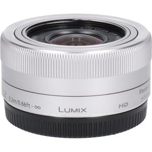 Ｇ１２－３２ｍｍ　Ｆ３．５－５．６ＭＥＧＡ　ＯＩＳ
