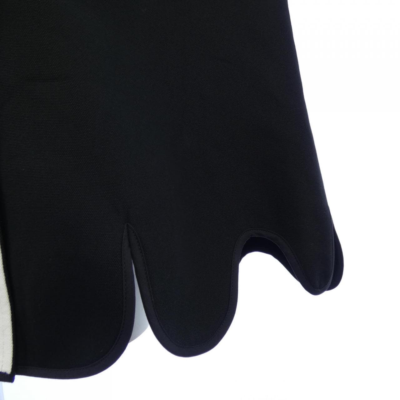 グッチ GUCCI 728315 XDCB7 ケープ