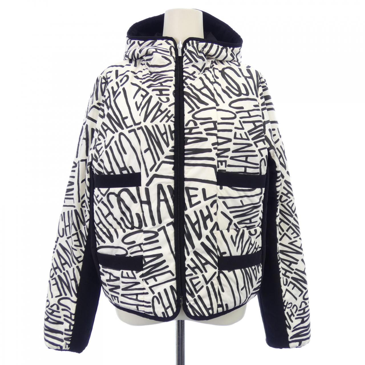 シャネル CHANEL P70625V62737 ダウンジャケット