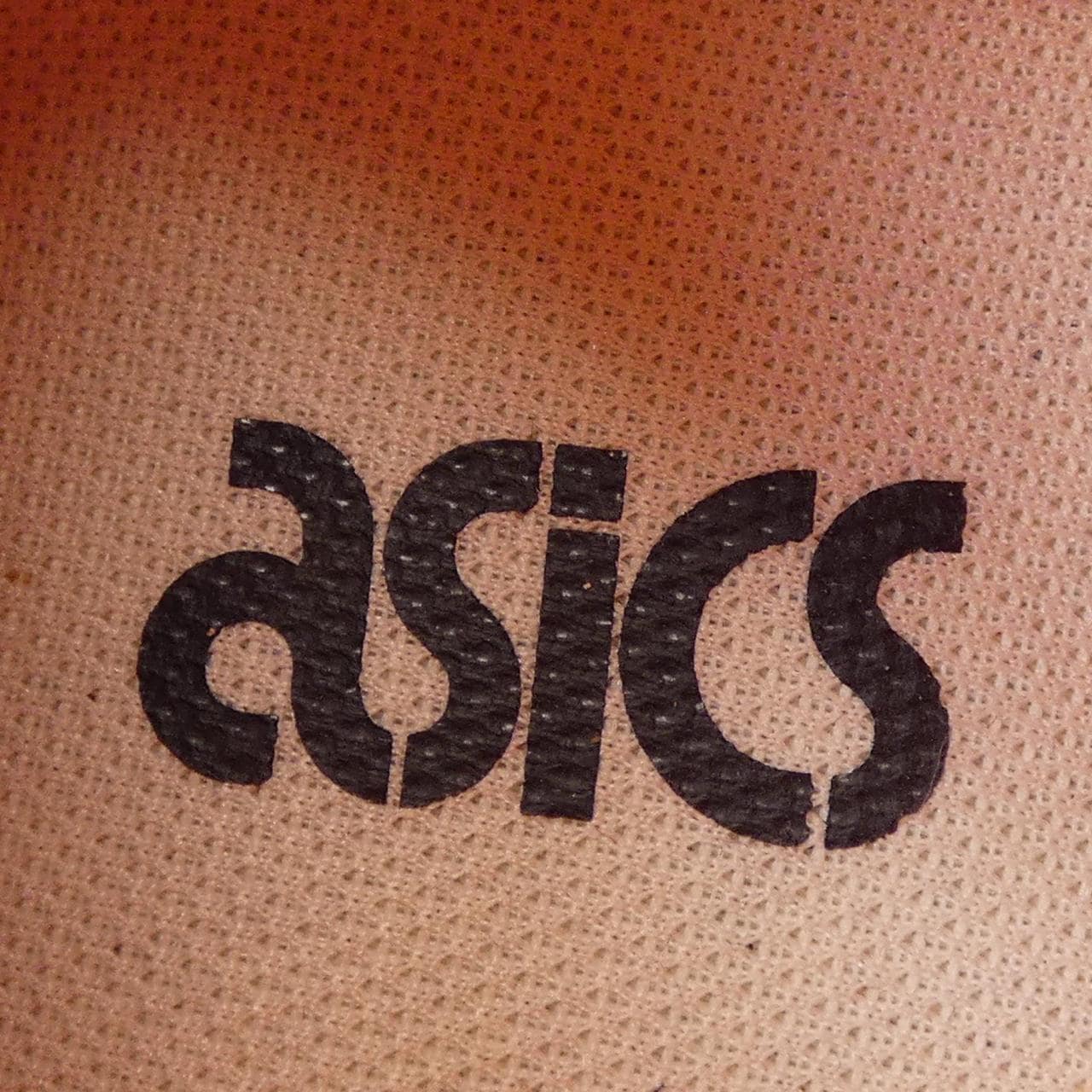 ASICS スニーカー