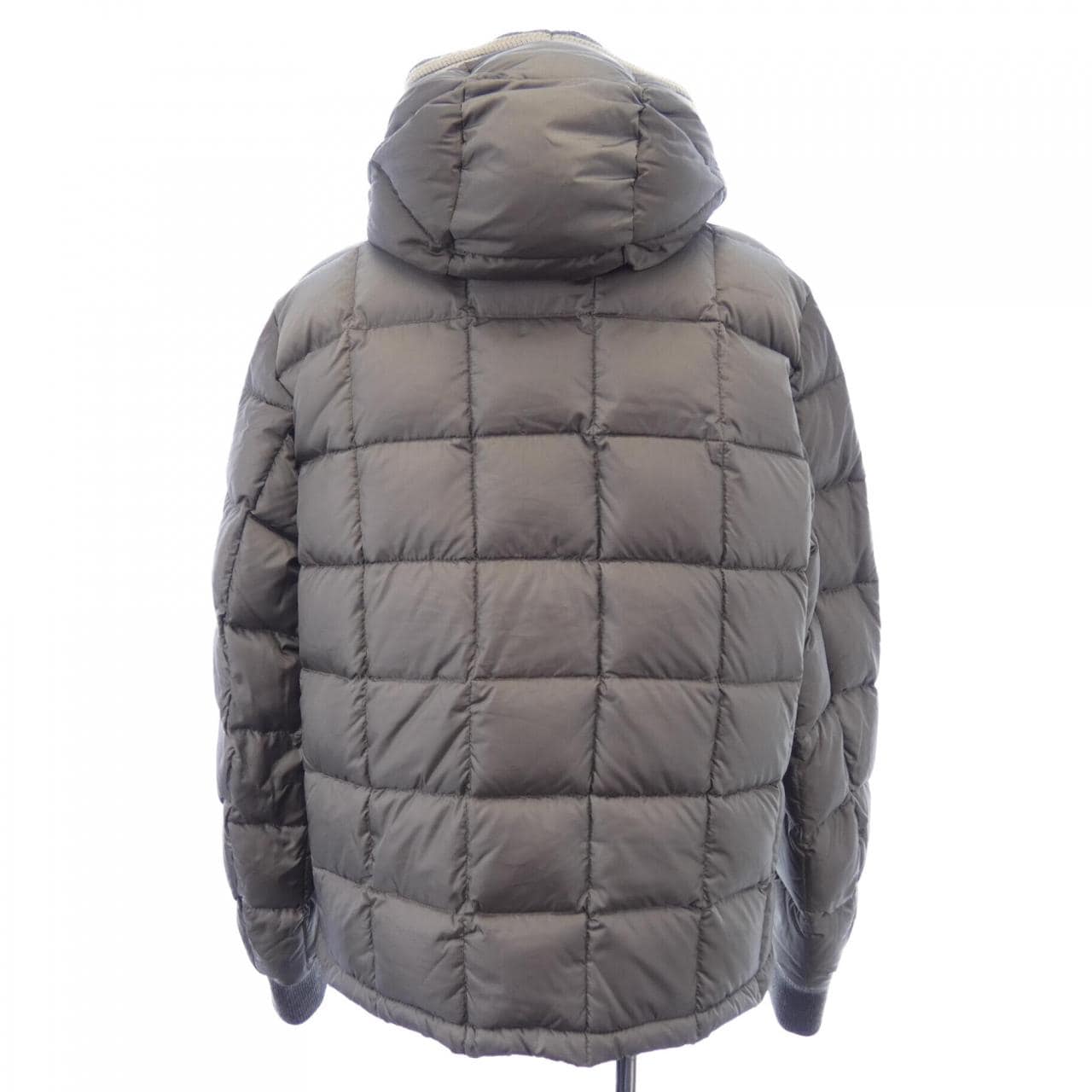 モンクレール MONCLER ダウンジャケット