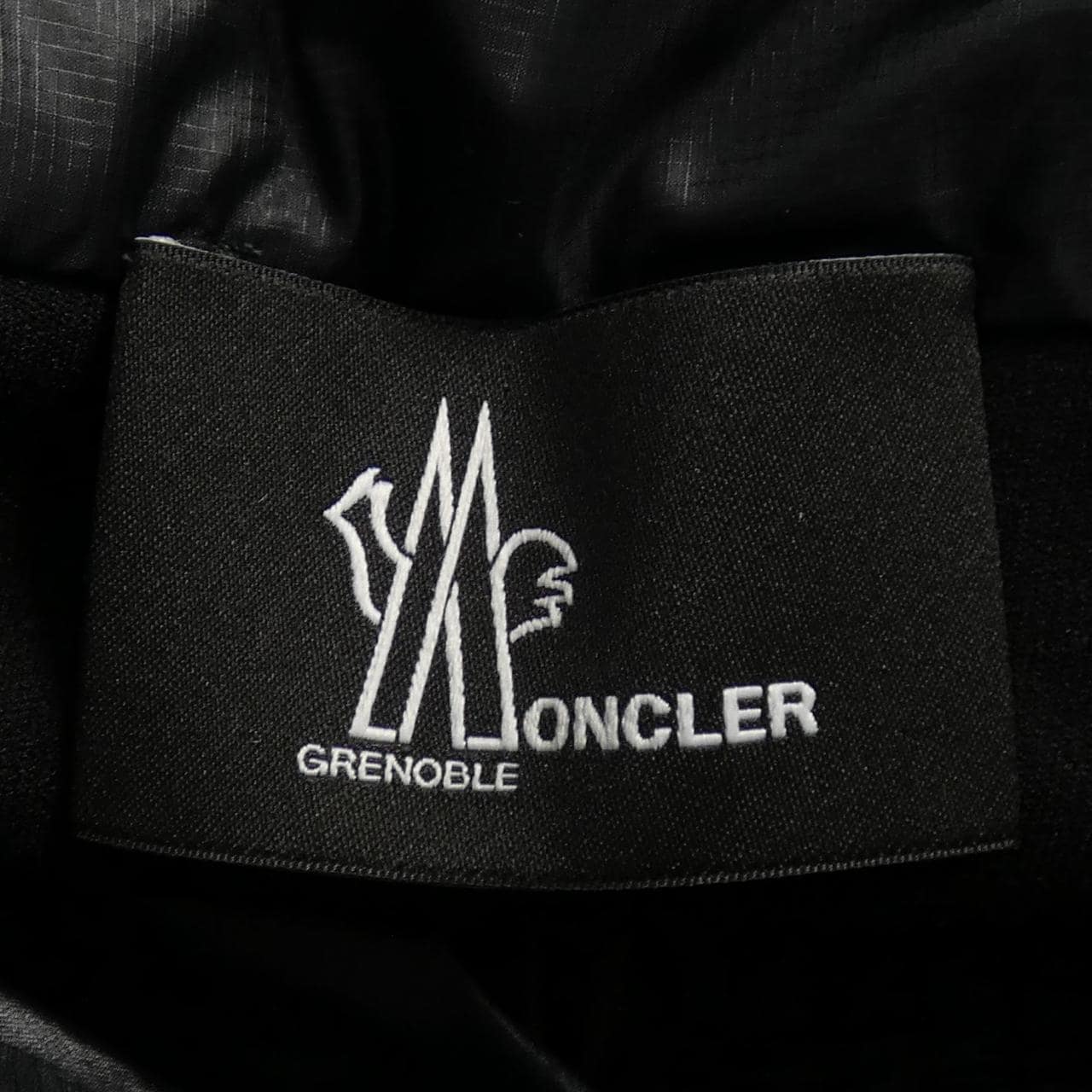 モンクレールグルノーブル MONCLER GRENOBLE ダウンジャケット