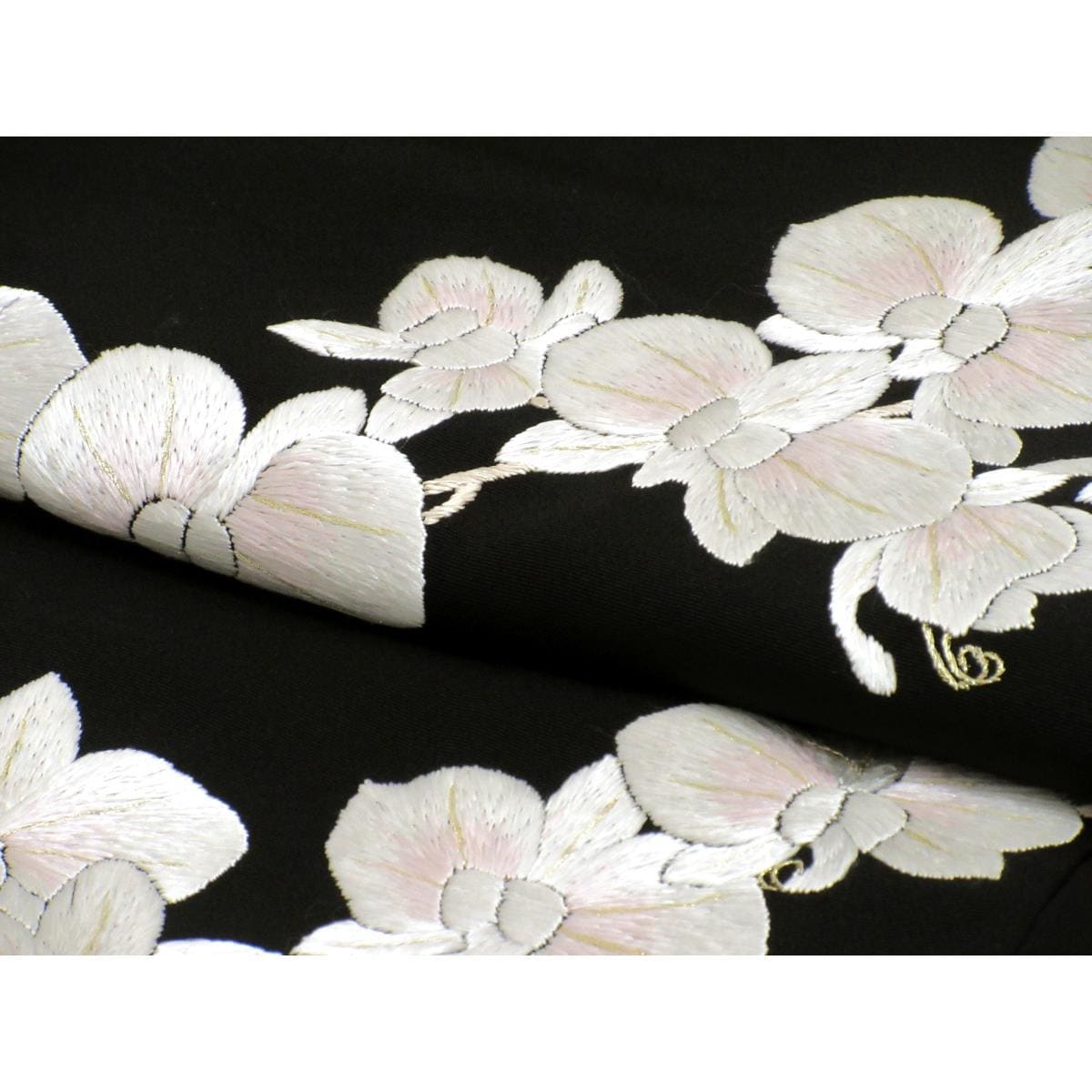 【新品】訪問着 尾峨佐 刺繍加工