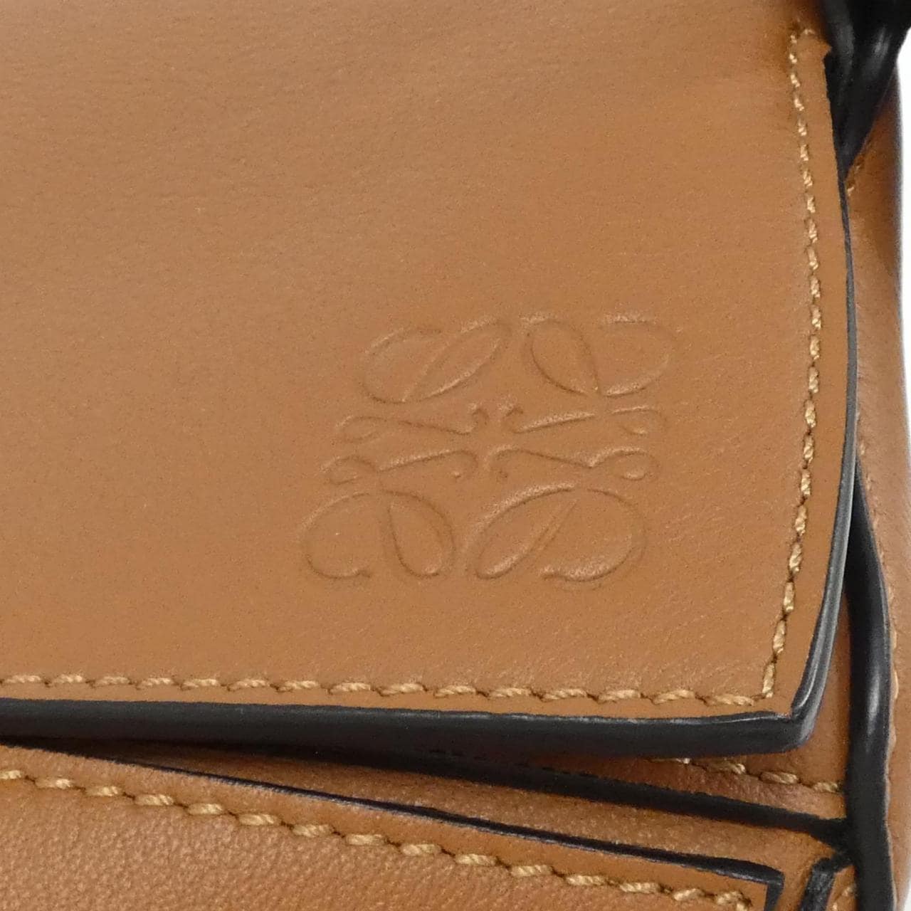 ロエベ パズル ミディアム 322 30 S20 バッグ