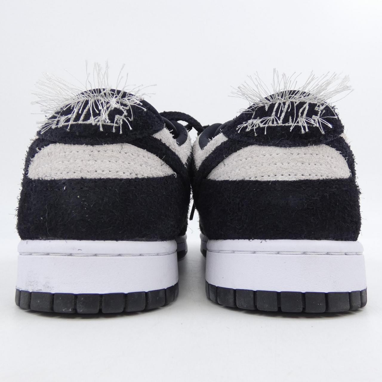 ナイキ NIKE IB2990-100 スニーカー