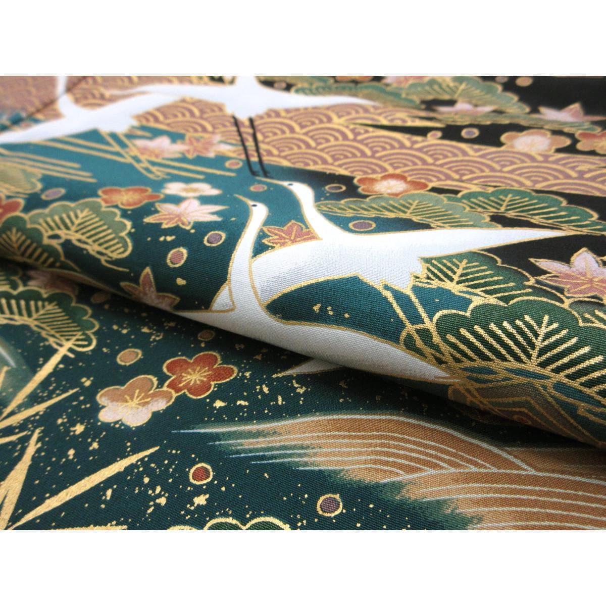 【未使用品】留袖　友禅金彩加工　石持