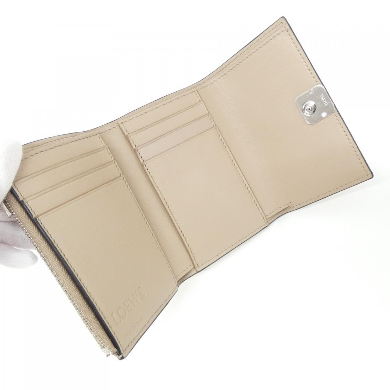 Loewe Anagram小号垂直钱包 C821S33X01 钱包