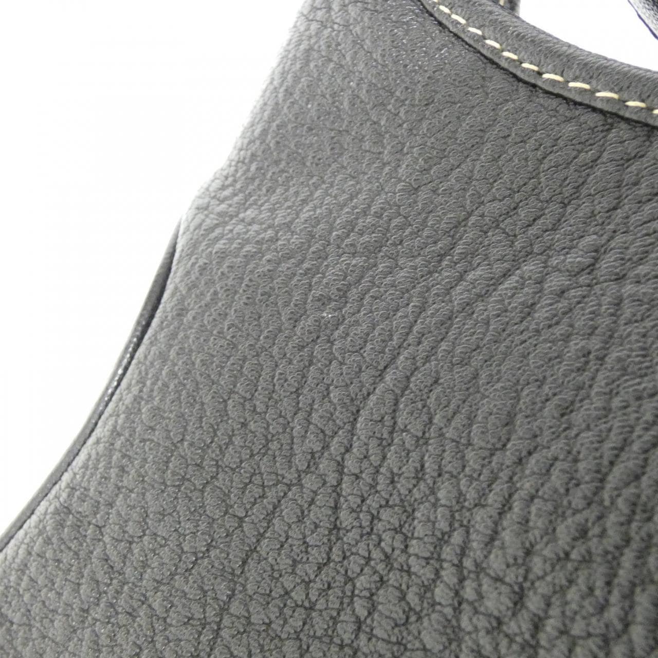 【ヴィンテージ】サルヴァトーレフェラガモ 21 0734 ショルダーバッグ