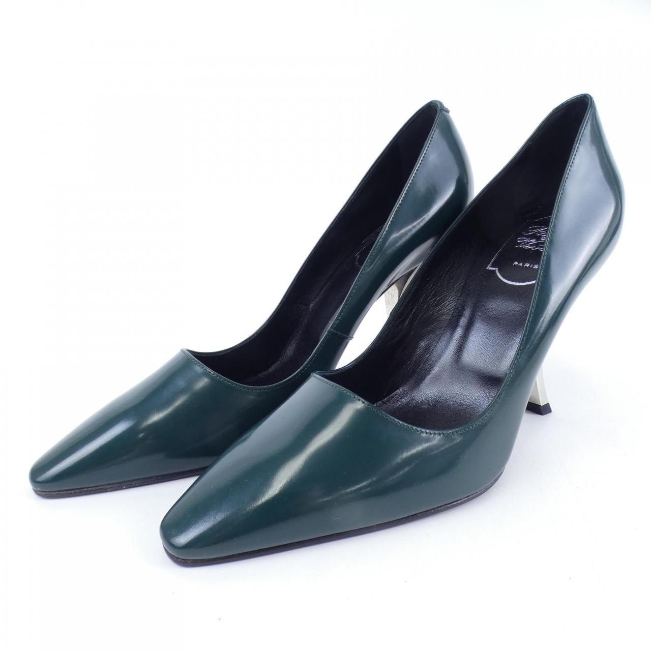 ロジェヴィヴィエ ROGER VIVIER パンプス