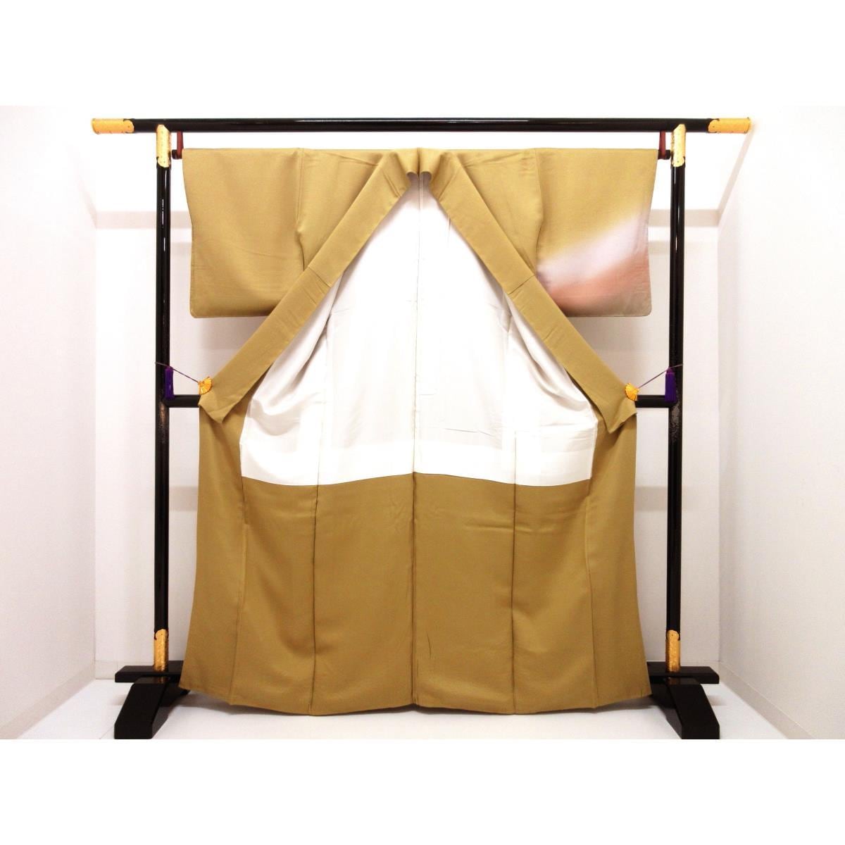 訪問着　縫取ボカシ染　五本骨扇