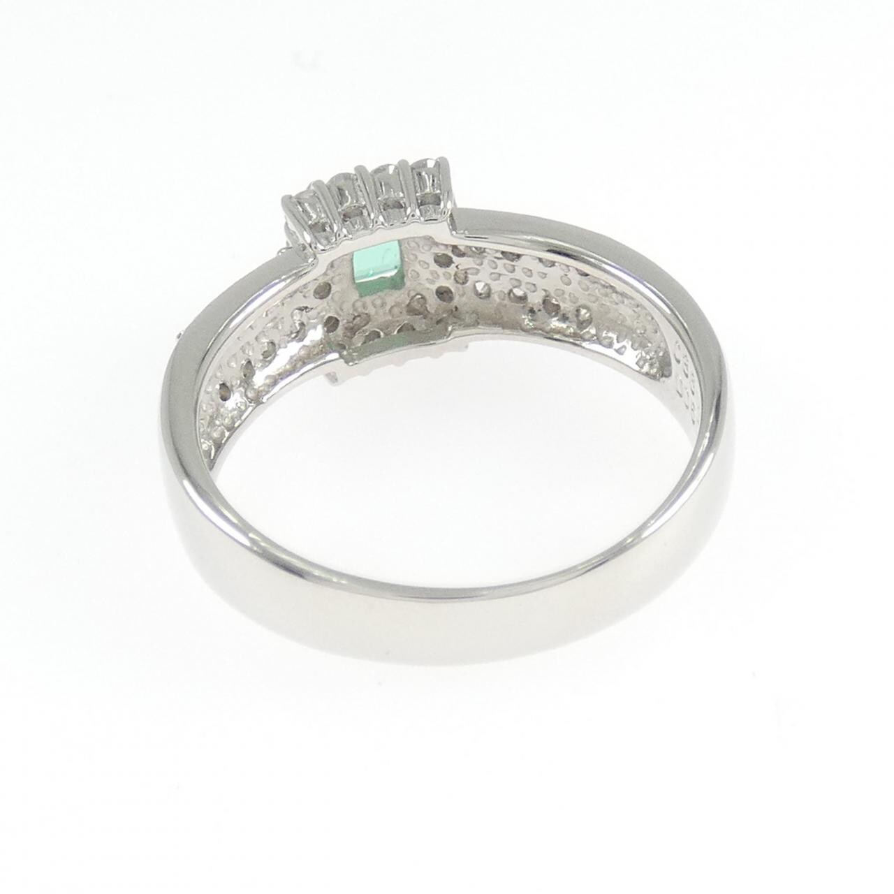 PT900 エメラルド リング 0.36CT