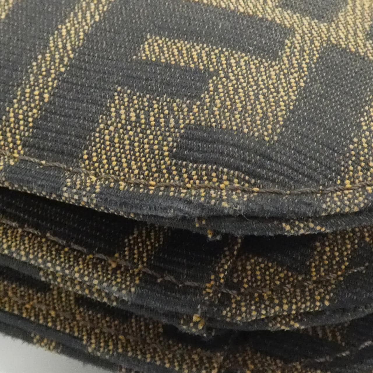 【ヴィンテージ】フェンディ 16322 ショルダーバッグ