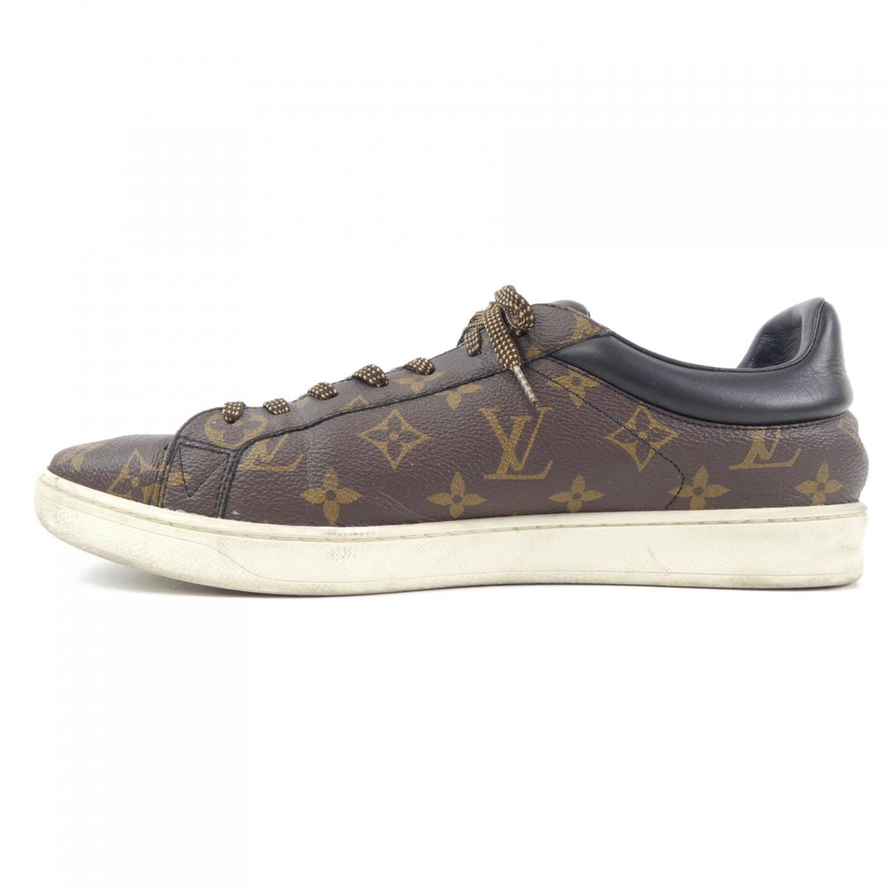 LOUIS LOUIS VUITTON sneakers