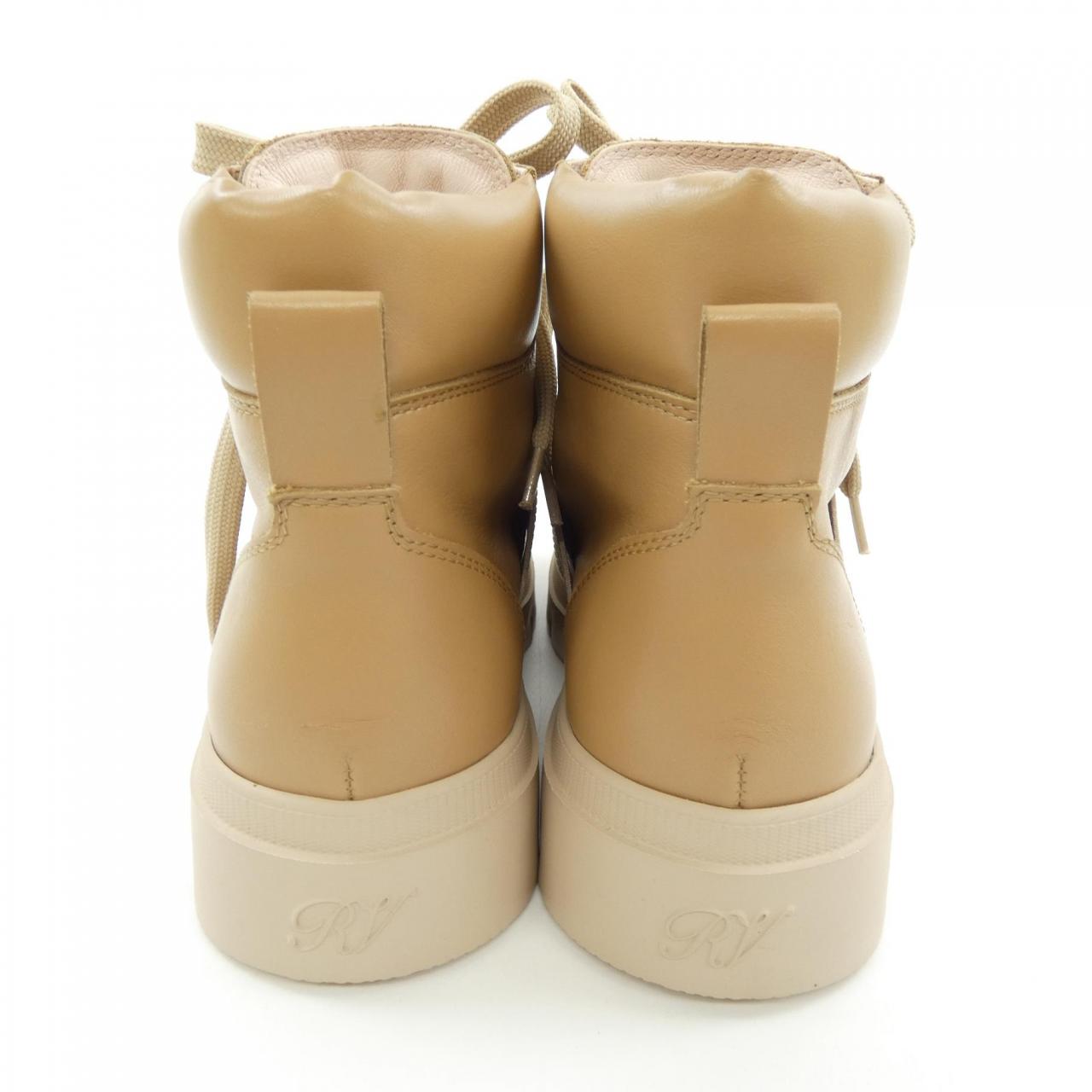 ロジェヴィヴィエ ROGER VIVIER ブーツ