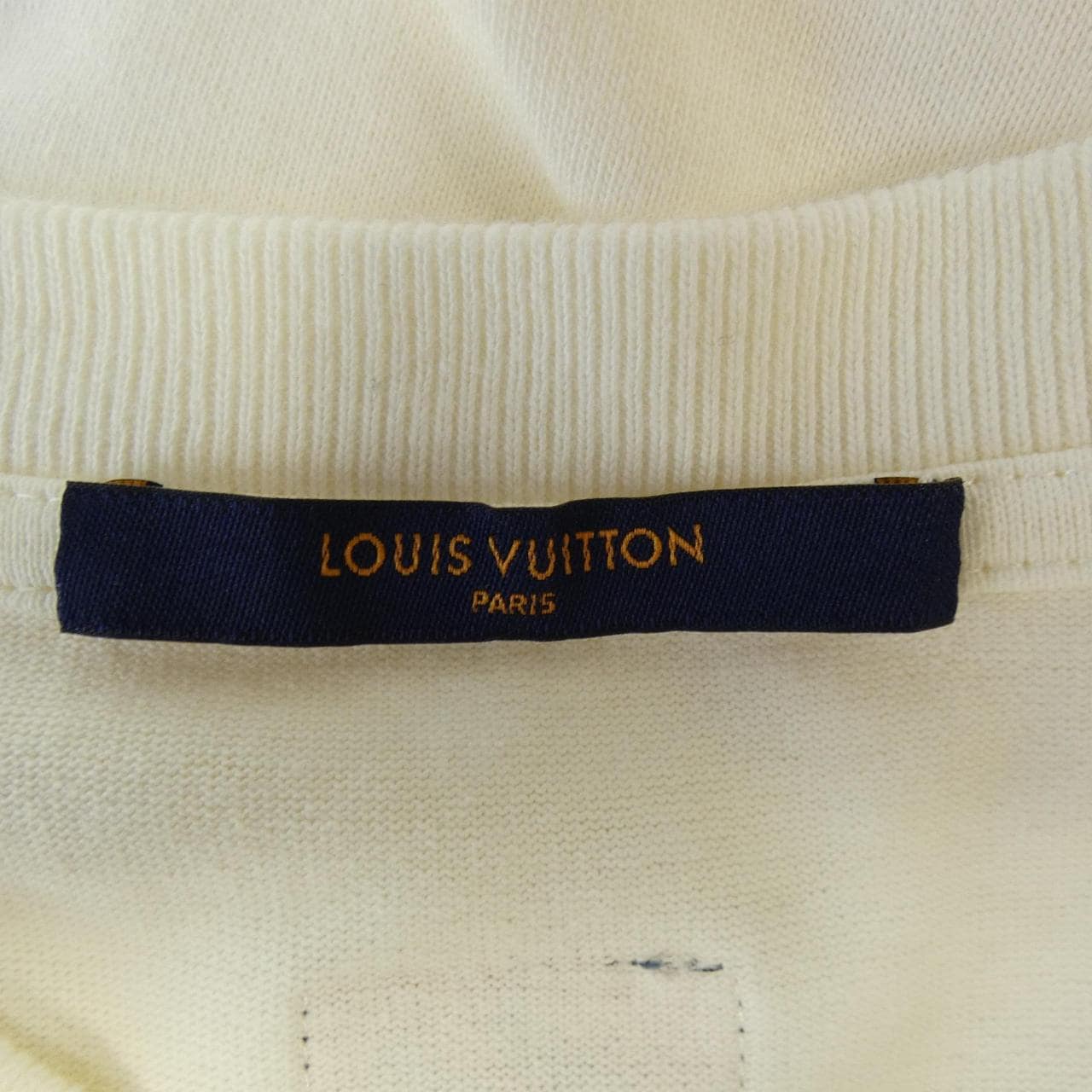 ルイヴィトン LOUIS VUITTON エンブロイダードショートスリーブTシャツ HRY29WNPL Tシャツ