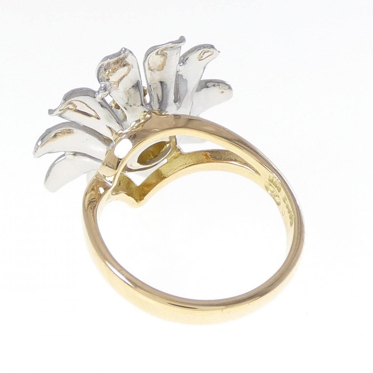 アズ タイム フラワー ダイヤモンド リング