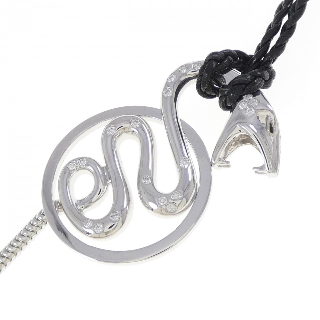 ブシュロン トゥルブル ネックレス