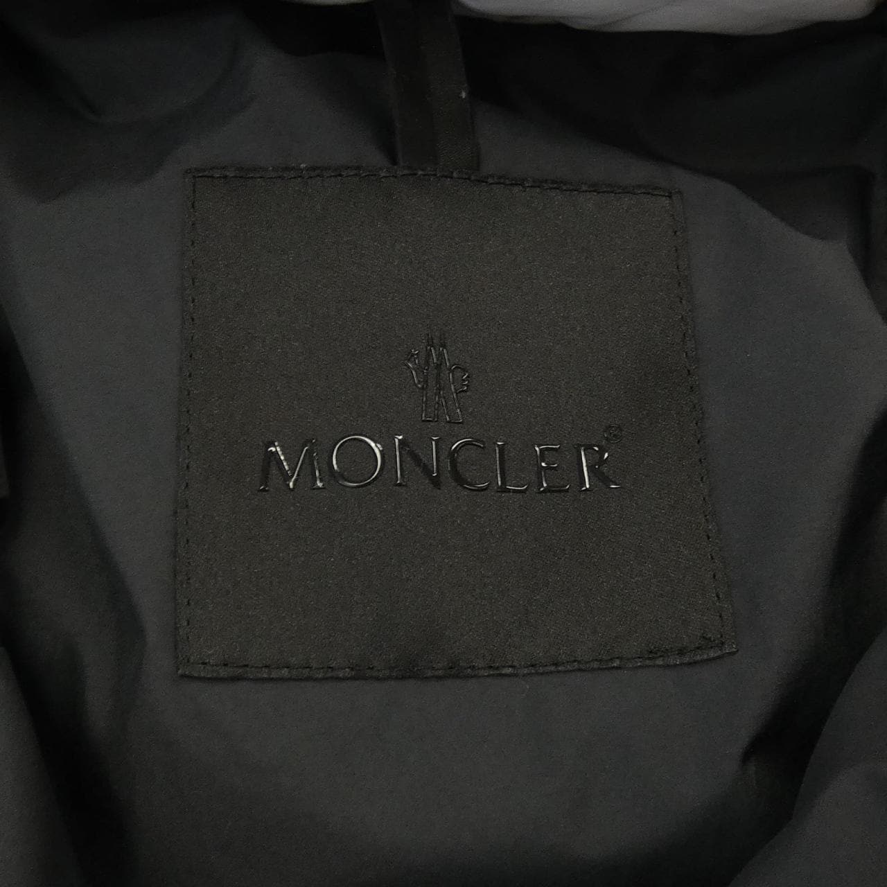 モンクレール MONCLER TIBRE ダウンジャケット