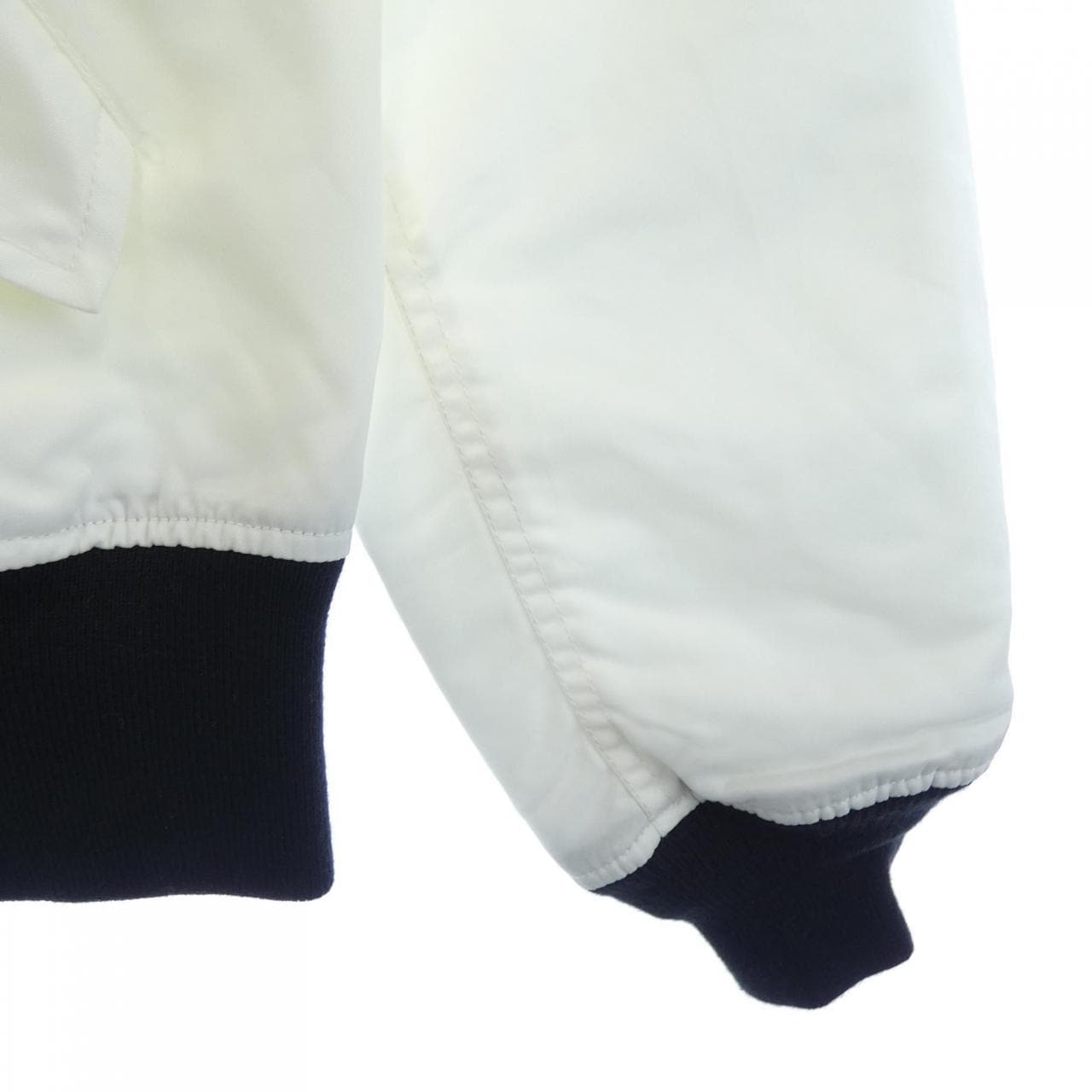 A.D.A.N ブルゾン