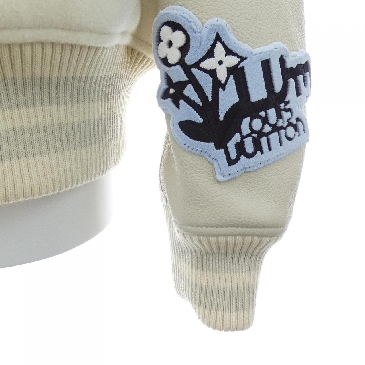 ルイヴィトン LOUIS VUITTON マルチパッチミックスドレザーバーシティブルゾン HNL91EMJY スタジャン